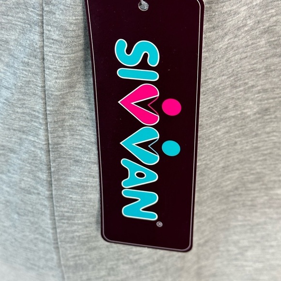 Sivvan Scrubs Crew Neck Long Sleeve Comfort Underscrub Tee - Gray - Size Large - Picture 5 of 9